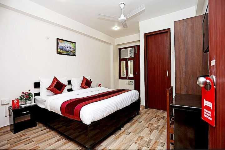 Hotel O Better Wish Residency New Delhi Exterior photo